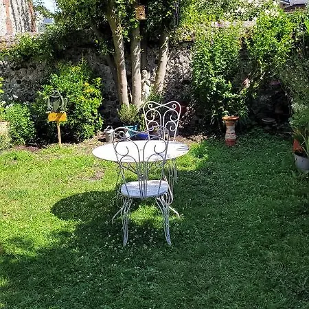 Le Jardin Des Murmures 度假居 *