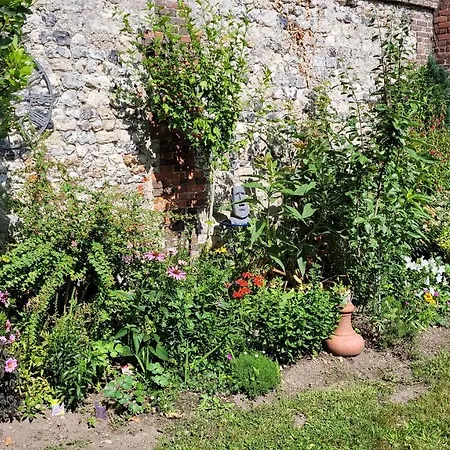 Le Jardin Des Murmures 度假居 *