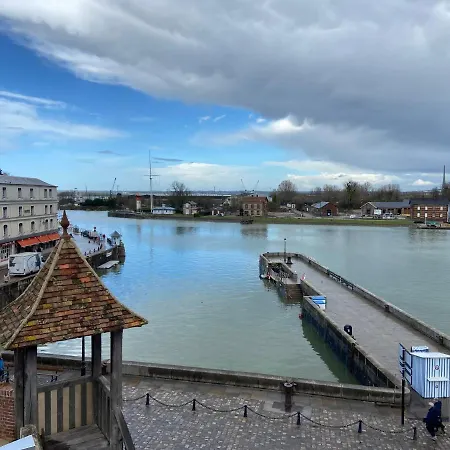 Le Jardin Des Murmures Holiday home