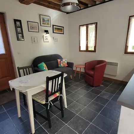 Le Jardin Des Murmures Holiday home Honfleur