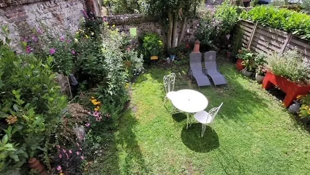 Le Jardin Des Murmures בית נופש