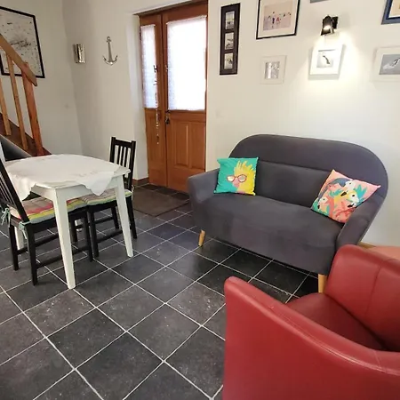 Le Jardin Des Murmures بيت للعطل *