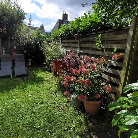 Holiday home Le Jardin Des Murmures Honfleur