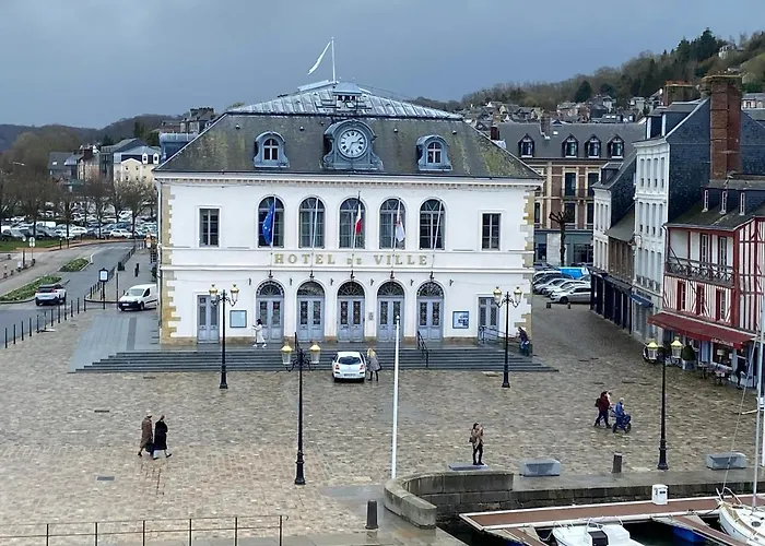 Le Jardin Des Murmures オンフルール