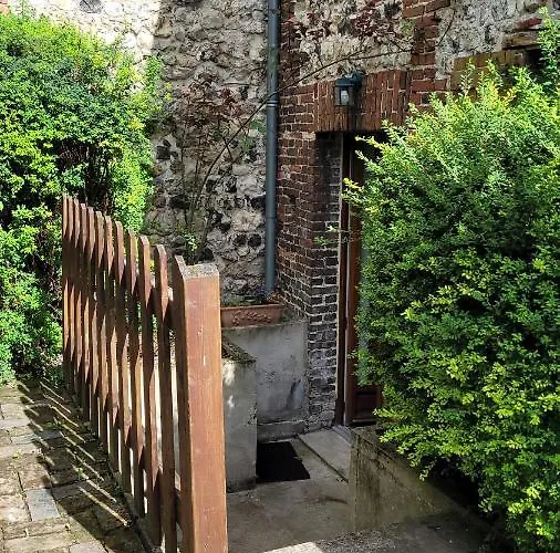 Le Jardin Des Murmures オンフルール