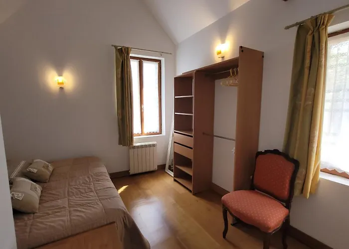 別荘 Le Jardin Des Murmures オンフルール